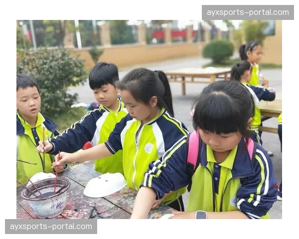 美国女子自由泳接力核心成员：谈团队默契与交接棒技术的精益求精