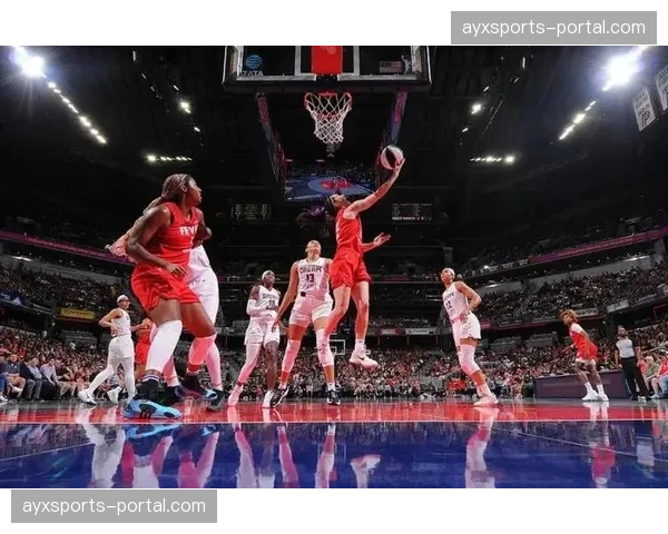 季前热身赛：亚特兰大梦想加时险胜芝加哥天空，新秀表现亮眼